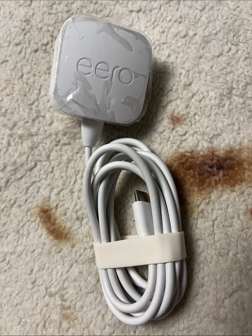 eero 15W 5ft. USB charger